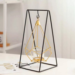 Candelabro modelo triangular