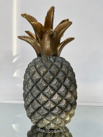 Piña plateada